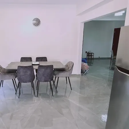 Centro * 拉纳卡